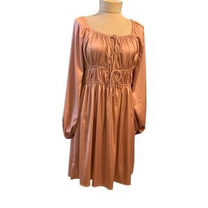 Arula Long Sleeve Rose Champagne Satin Dresses Sz 10/12